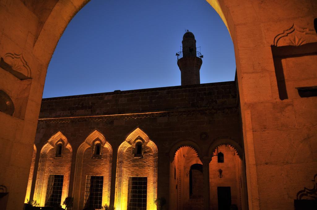 Artuklu Kervansaray Mardin Bagian luar foto
