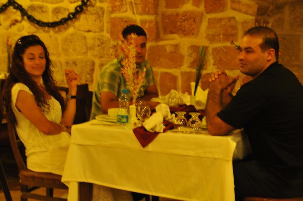 Artuklu Kervansaray Mardin Bagian luar foto