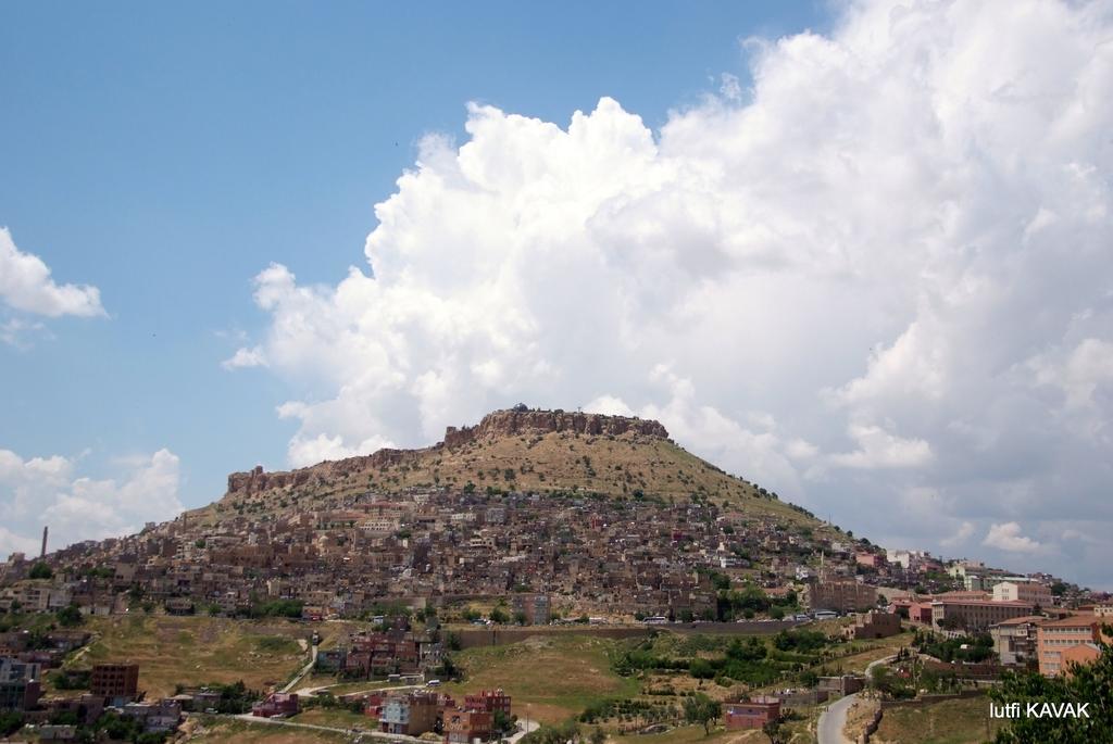 Artuklu Kervansaray Mardin Bagian luar foto