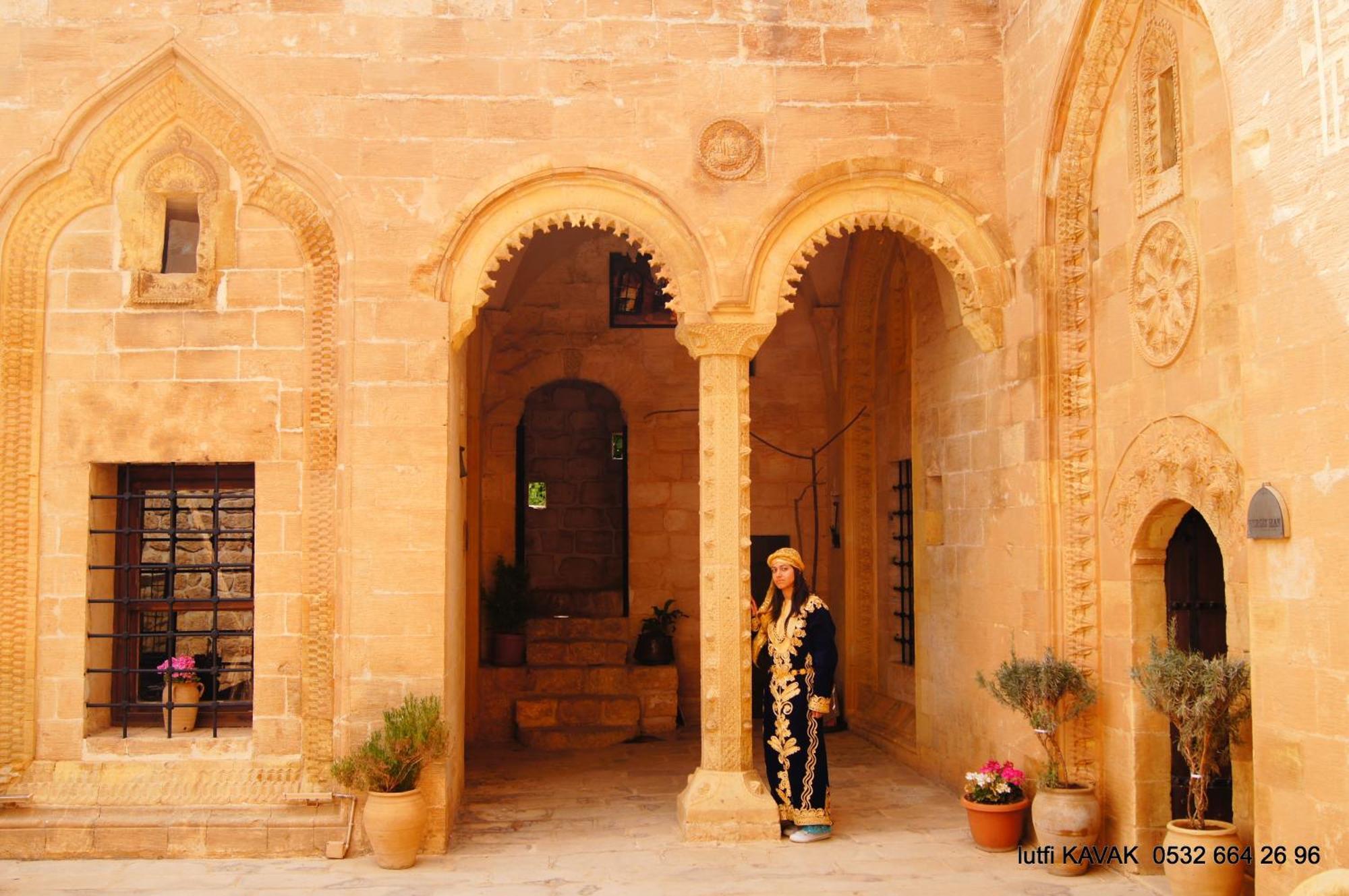 Artuklu Kervansaray Mardin Bagian luar foto