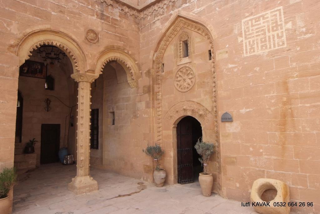 Artuklu Kervansaray Mardin Bagian luar foto