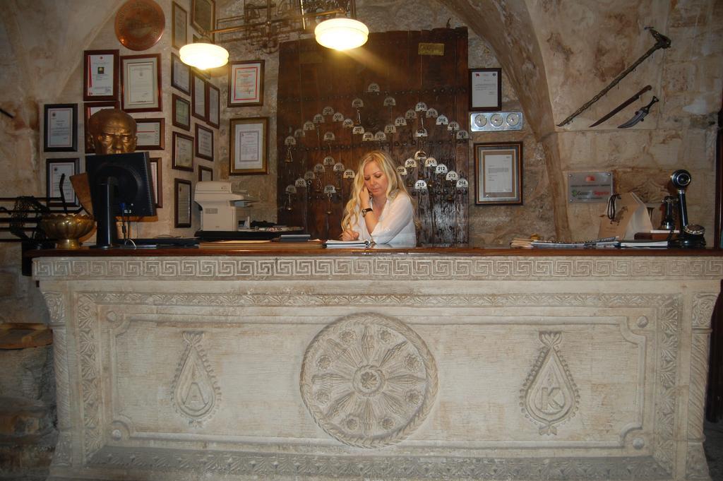 Artuklu Kervansaray Mardin Bagian luar foto