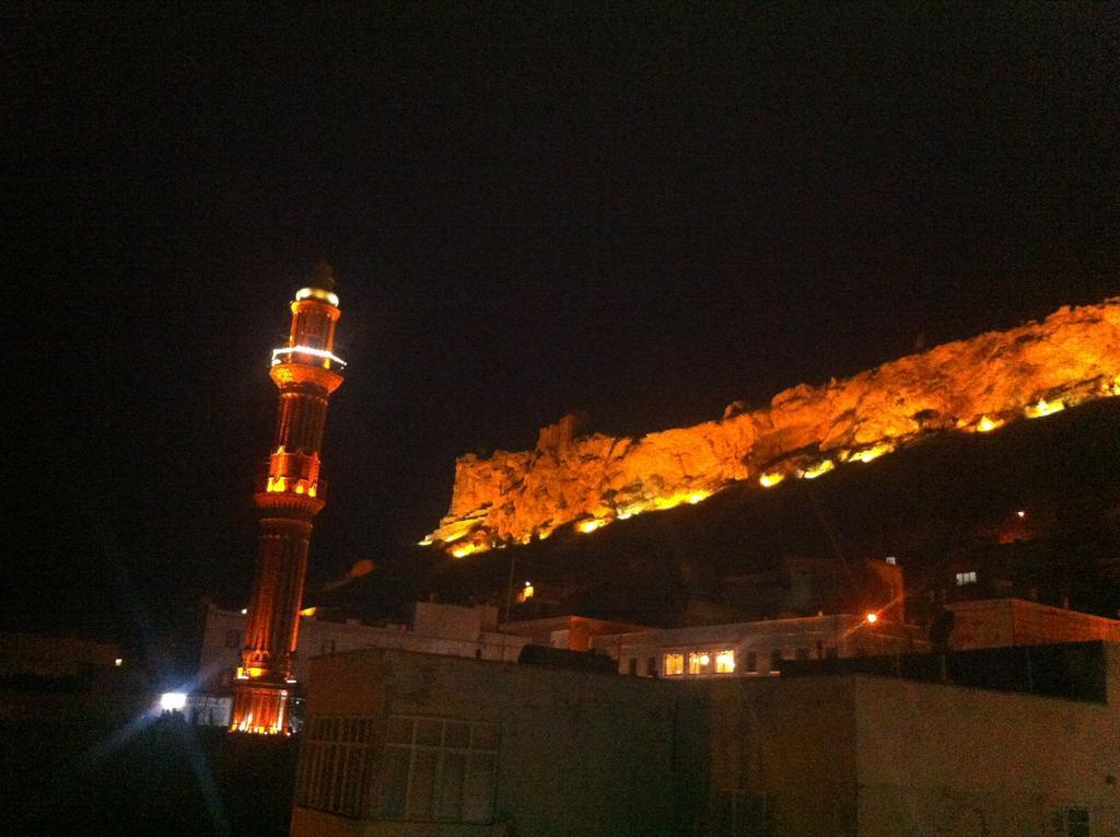 Artuklu Kervansaray Mardin Bagian luar foto